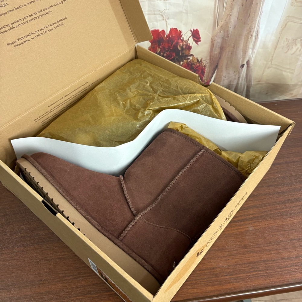 NEW Koolaburra by UGG Victoria boots - Picture 3 of 10